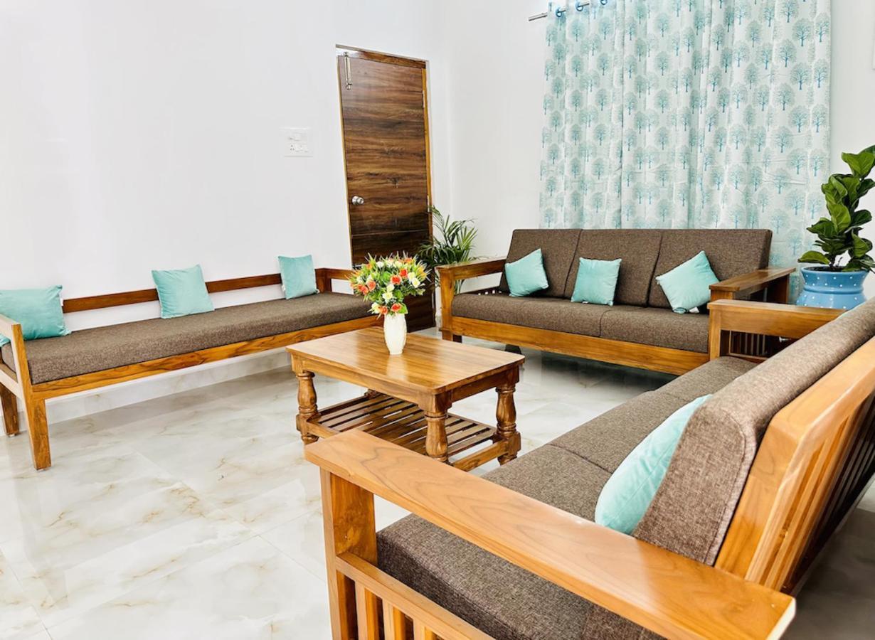 Tirupati Homestay - Shilparamam - Luxury Ac Apartments By Stayflexi - Fast Wifi, Kitchen, Android Tv - Walk To Ps4 Pure Veg Restaurant - Easy Access To Airport, Railway Station And To All Temples 외부 사진