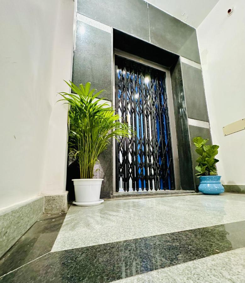 Tirupati Homestay - Shilparamam - Luxury Ac Apartments By Stayflexi - Fast Wifi, Kitchen, Android Tv - Walk To Ps4 Pure Veg Restaurant - Easy Access To Airport, Railway Station And To All Temples 외부 사진